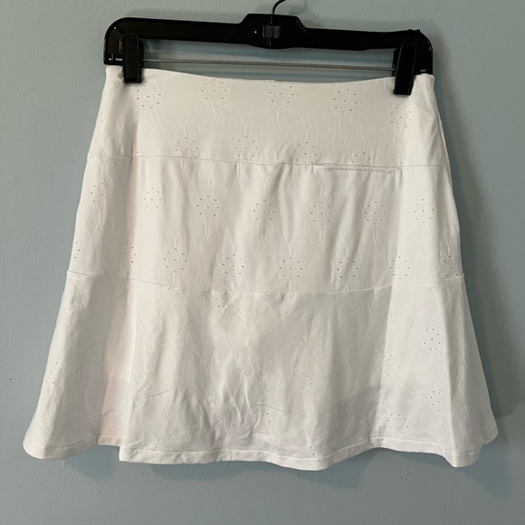 Lady Hagen White Eyelet Golf Skort XS - Picture 1 of 12